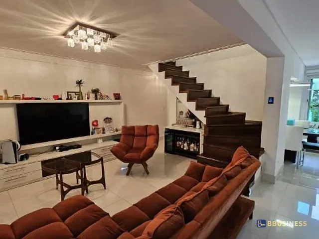 Sobrado com 108m² 2 quartos e 2 banheiros, à venda, no bairro Jardim São Caetano em São Caetano do Sul