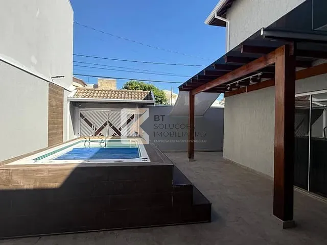 Sobrado 2 quartos e 2 banheiros, à venda, no bairro Vila Rubens em Indaiatuba