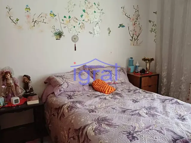 Sobrado com 180m² 3 quartos e 2 banheiros, à venda, no bairro Vila Fachini em São Paulo
