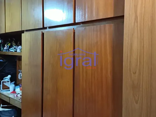 Sobrado com 180m² 3 quartos e 2 banheiros, à venda, no bairro Vila Fachini em São Paulo