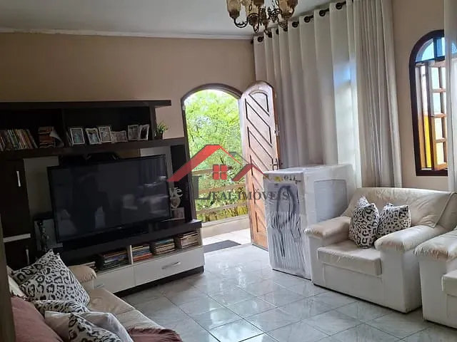 Sobrado com 250m² 3 quartos e 1 banheiro, à venda, no bairro Vila Bocaina em Mauá
