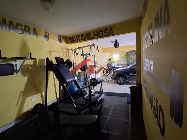 Sobrado com 250m² 3 quartos e 1 banheiro, à venda, no bairro Vila Bocaina em Mauá