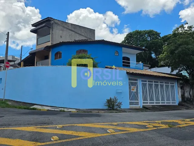 Sobrado com 158m² 3 quartos e 3 banheiros, para alugar, no bairro Jardim Rubi em Mogi das Cruzes