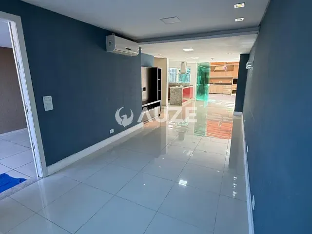 Sobrado com 235m² 3 quartos e 4 banheiros, à venda, no bairro Cajuru em Curitiba
