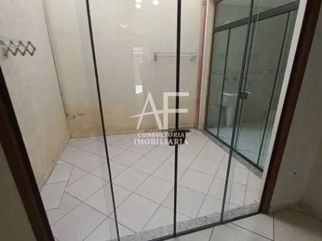 Sobrado com 66m² 3 quartos e 3 banheiros, à venda, no bairro Centro em Taubaté