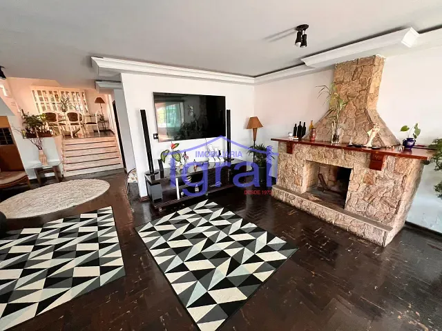 Sobrado com 310m² 6 quartos e 5 banheiros, à venda, no bairro Cidade Vargas em São Paulo