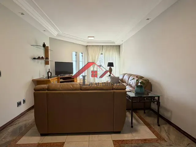 Sobrado com 125m² 3 quartos e 3 banheiros, à venda, no bairro Parque Jaçatuba em Santo André
