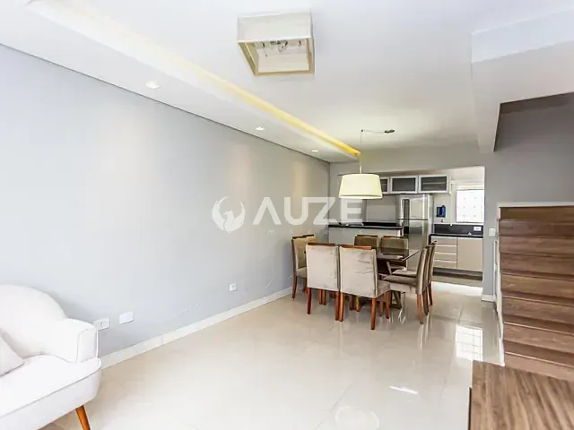 Sobrado com 135m² 3 quartos e 3 banheiros, à venda, no bairro Mercês em Curitiba