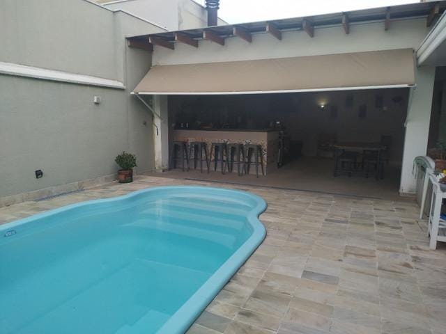Foto do Sobrado - Sobrado no Condomínio Villa Branca I com 4 dormitórios à venda, 350 m² por R$ 1.230.000 - Villa Branca - Jacareí/SP | RUSSI IMÓVEIS