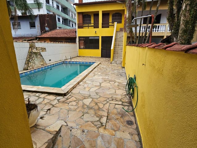 Sobrado 5 quartos e 5 banheiros, à venda, no bairro Maitinga em Bertioga