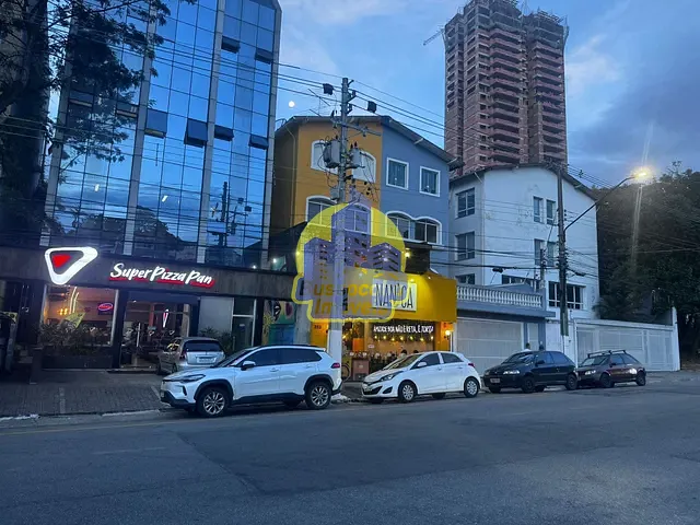 Sobrado com 272m², à venda, no bairro Vila Campesina em Osasco