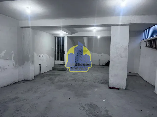 Sobrado com 272m², à venda, no bairro Vila Campesina em Osasco
