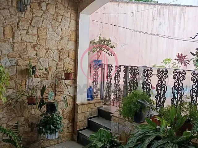 Sobrado com 320m² 3 quartos e 4 banheiros, à venda, no bairro Vila Campesina em Osasco