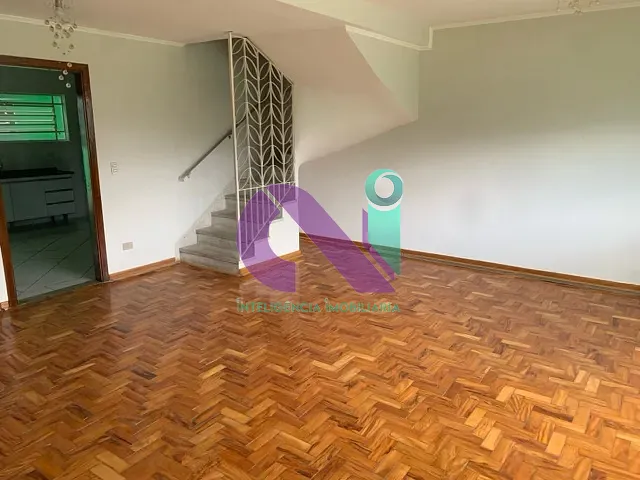 Sobrado com 150m² 3 quartos e 3 banheiros, para alugar, no bairro Jardim D'Abril em Osasco