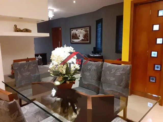 Sobrado com 131m² 3 quartos e 2 banheiros, à venda, no bairro Parque das Nações em Santo André