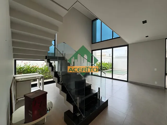 Sobrado com 300m² 3 quartos e 5 banheiros, à venda, no bairro Alvorada em Araçatuba