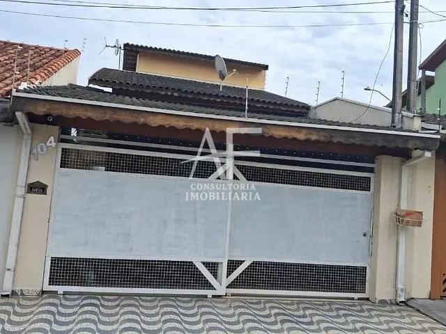 Sobrado com 150m², à venda, no bairro Parque Aeroporto em Taubaté