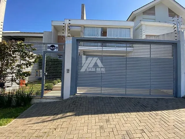 Sobrado com 179m² 3 quartos e 2 banheiros, à venda, no bairro Alto da XV em Guarapuava