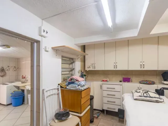 Sobrado 4 quartos e 4 banheiros, à venda, no bairro Vila Alto de Santo André em Santo André