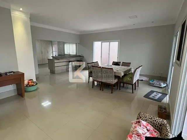 Sobrado com 300m² 3 quartos e 3 banheiros, à venda, no bairro Jardim Esplanada II em Indaiatuba