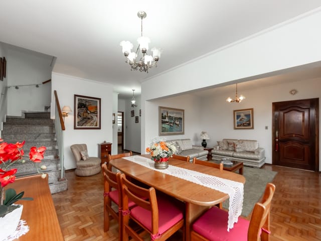 Foto do Sobrado - Sobrado para venda em Vila Isa com 4 quartos, sendo 1 suíte , 226m² | Lares e Andares Imóveis