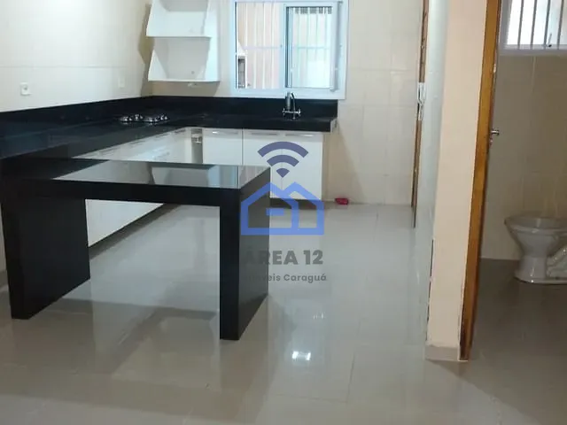 Sobrado com 98m² 2 quartos e 3 banheiros, à venda, no bairro Porto Novo em Caraguatatuba