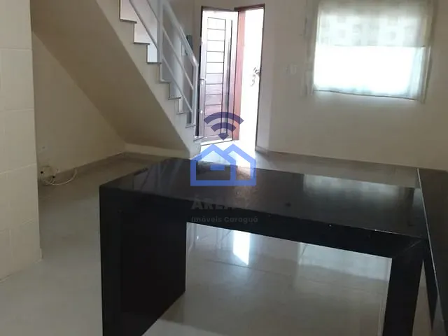 Sobrado com 98m² 2 quartos e 3 banheiros, à venda, no bairro Porto Novo em Caraguatatuba