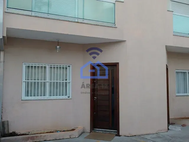 Sobrado com 98m² 2 quartos e 3 banheiros, à venda, no bairro Porto Novo em Caraguatatuba