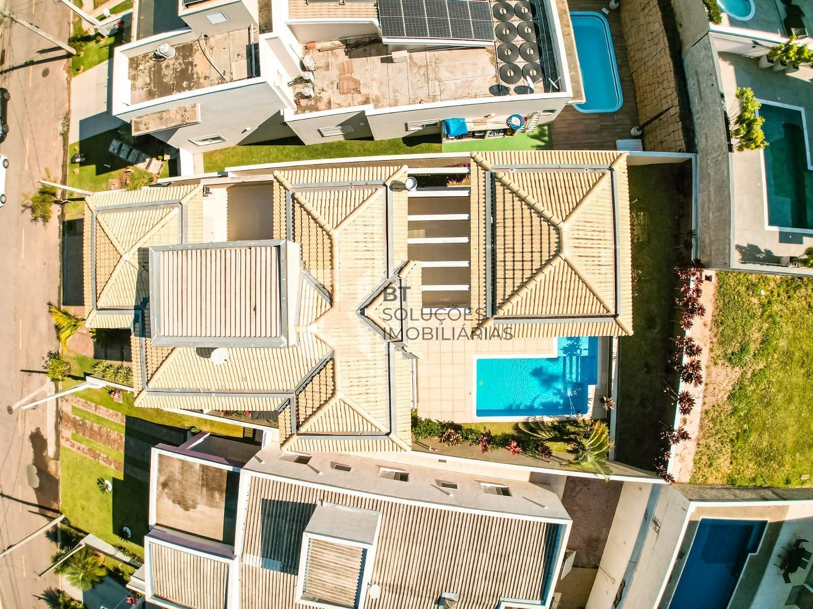 Sobrado, 3 quartos, 254 m² - Foto 2