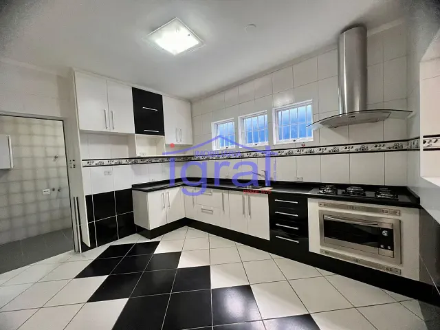 Sobrado com 189m² 3 quartos e 4 banheiros, à venda, no bairro Jabaquara em São Paulo