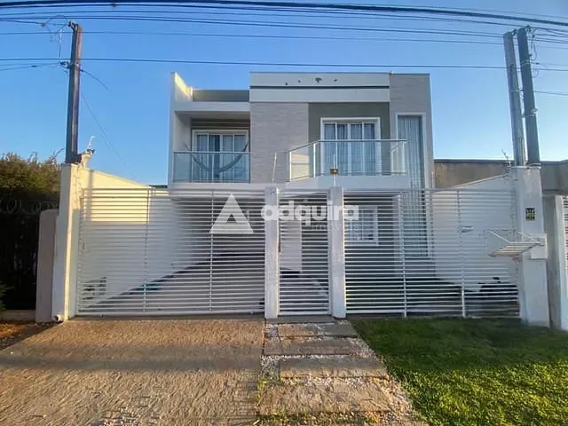 Sobrado com 118m² 3 quartos e 3 banheiros, à venda, no bairro Oficinas em Ponta Grossa