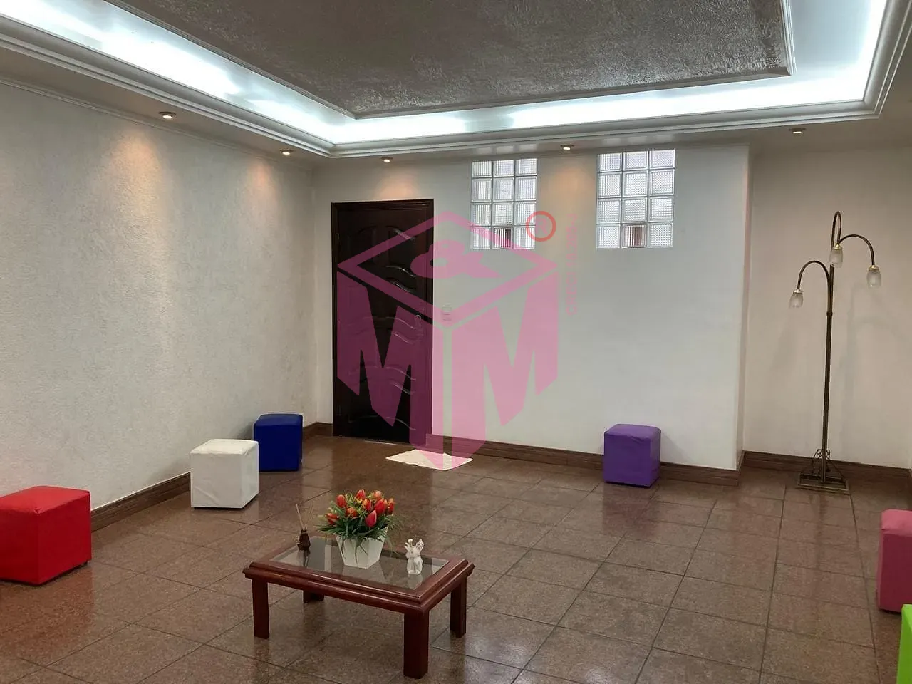 Sobrado, 3 quartos, 340 m² - Foto 1