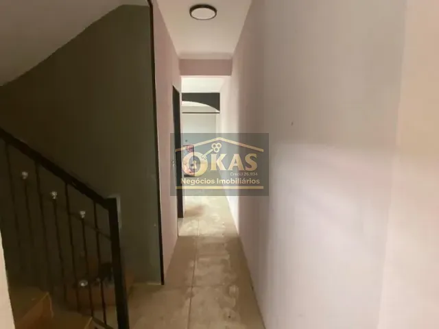 Sobrado com 150m² 3 quartos e 2 banheiros, à venda, no bairro Jardim Cacique em Suzano