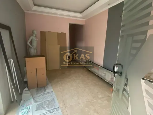 Sobrado com 150m² 3 quartos e 2 banheiros, à venda, no bairro Jardim Cacique em Suzano