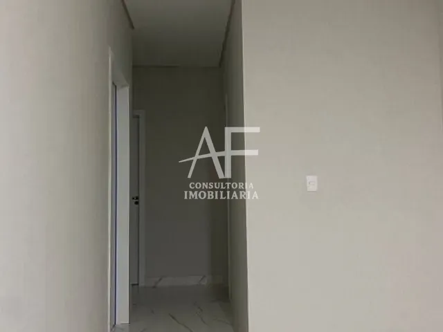 Sobrado com 250m², à venda, no bairro Reserva do Vale em Caçapava