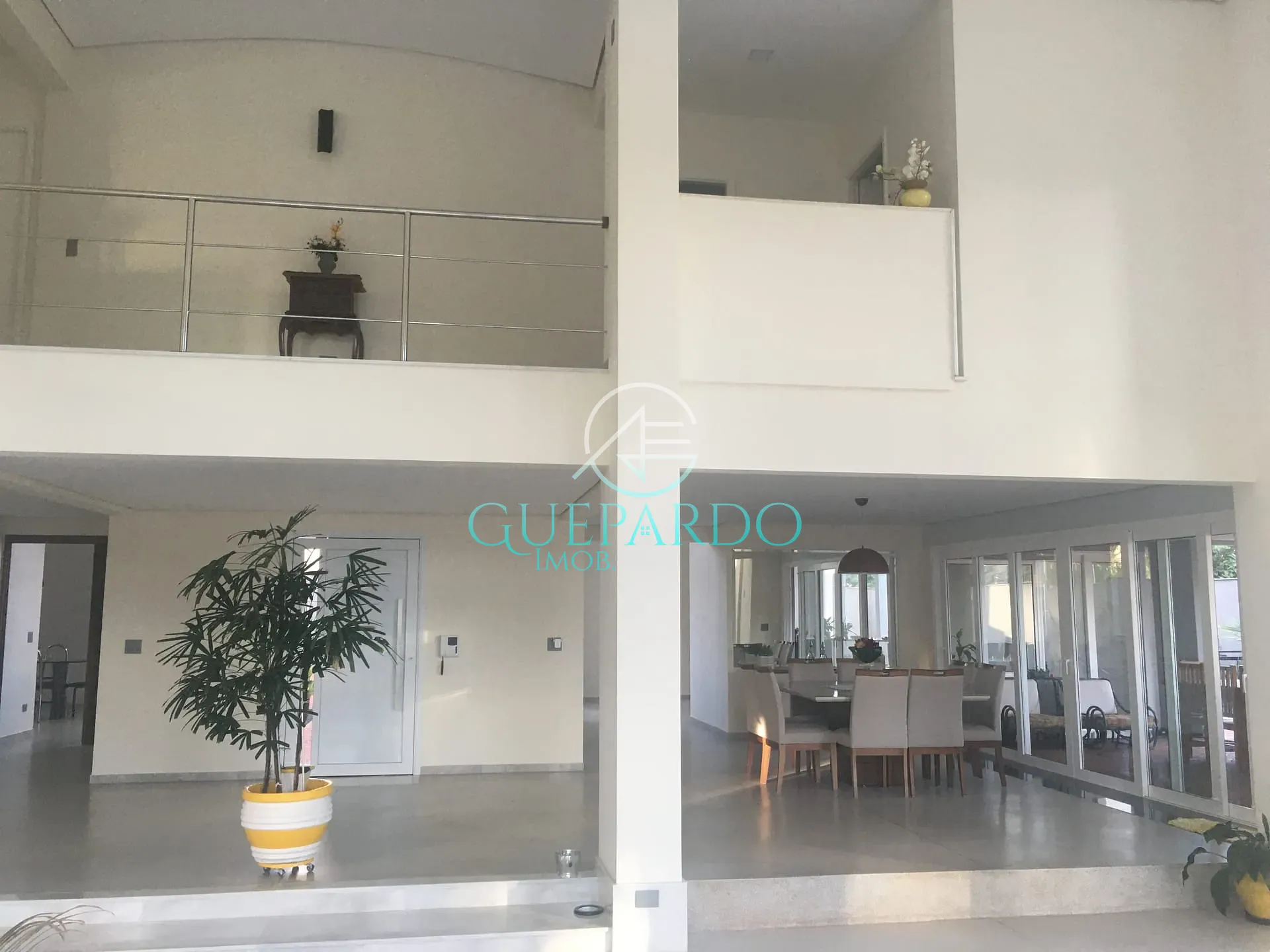 Sobrado, 5 quartos, 549 m² - Foto 1