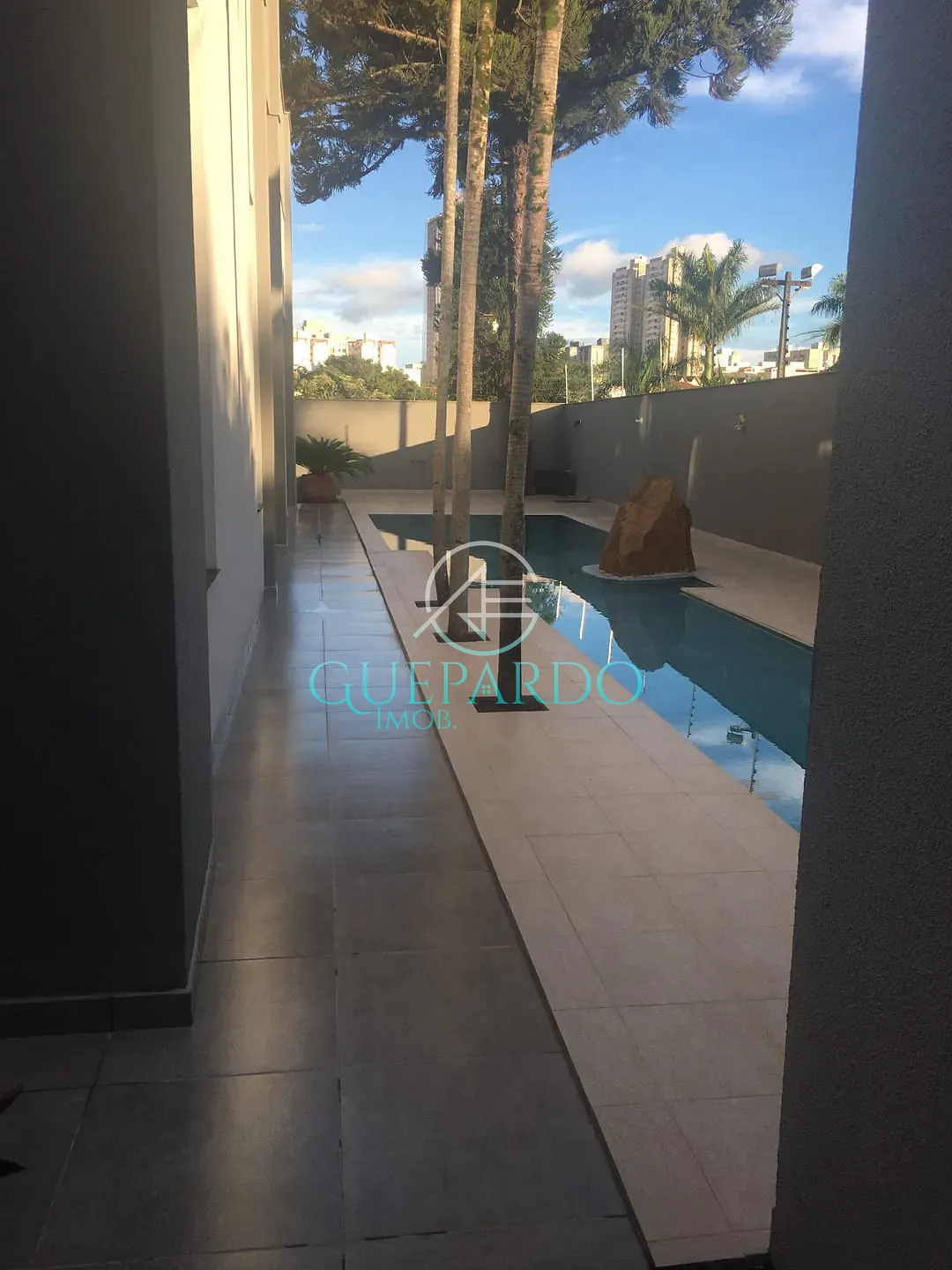 Sobrado, 5 quartos, 549 m² - Foto 2