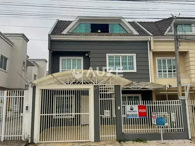 Sobrado com 140m² 3 quartos e 3 banheiros, à venda, no bairro Capão Raso em Curitiba