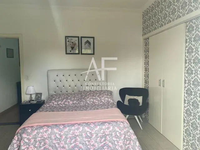 Sobrado com 189m², à venda, no bairro Vila Aparecida em Taubaté