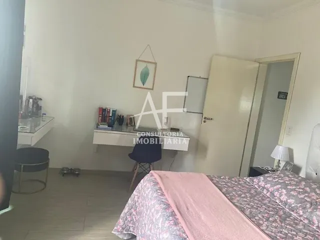 Sobrado com 189m², à venda, no bairro Vila Aparecida em Taubaté