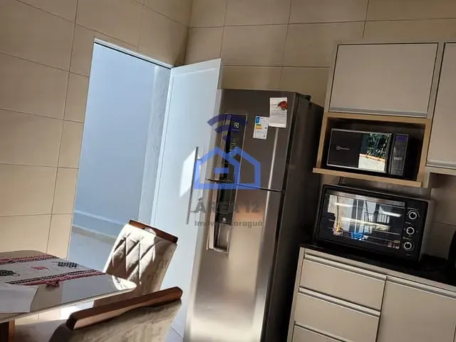Sobrado com 360m² 3 quartos e 4 banheiros, à venda, no bairro Massaguaçu em Caraguatatuba