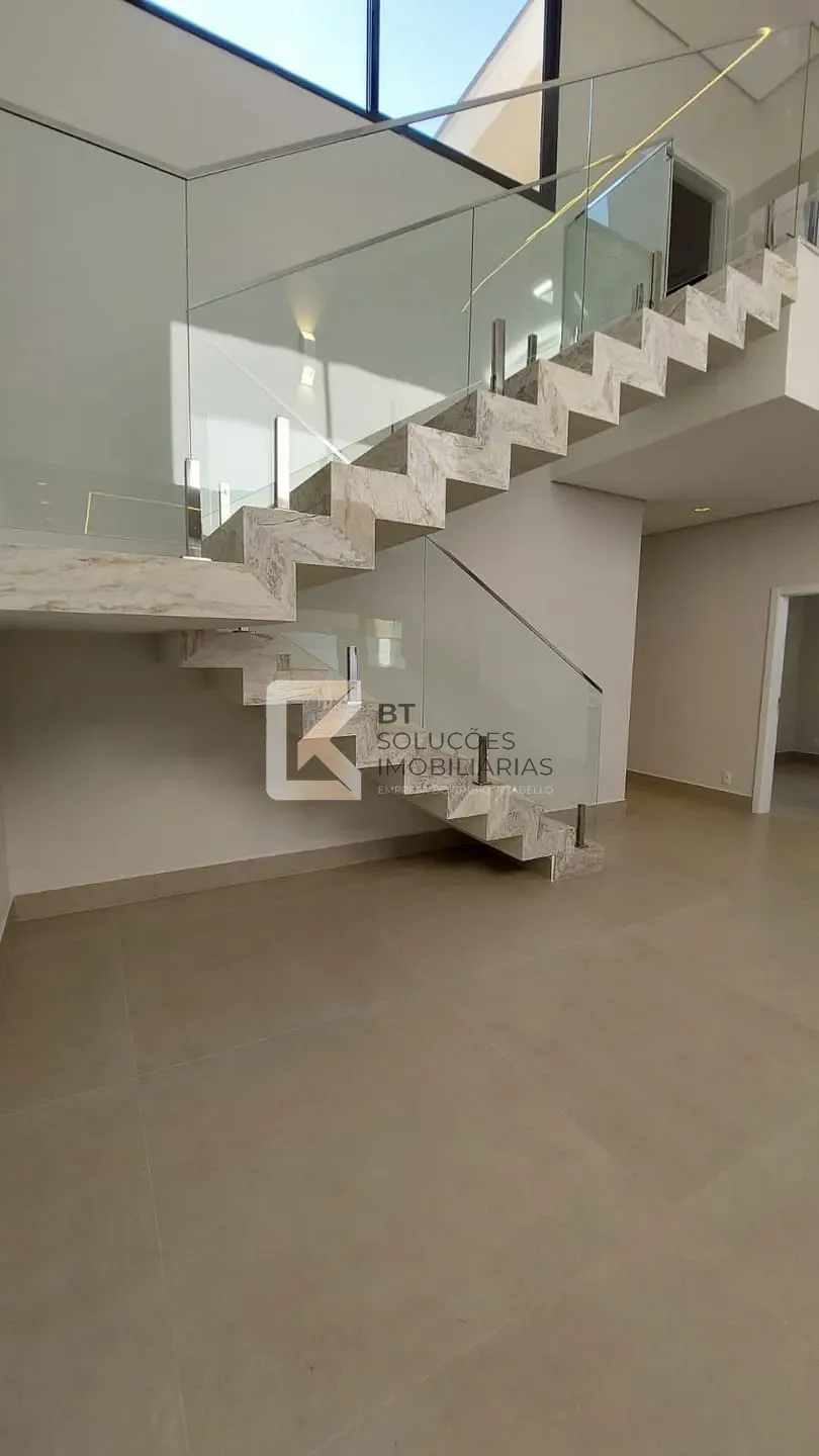 Sobrado, 4 quartos, 303 m² - Foto 3