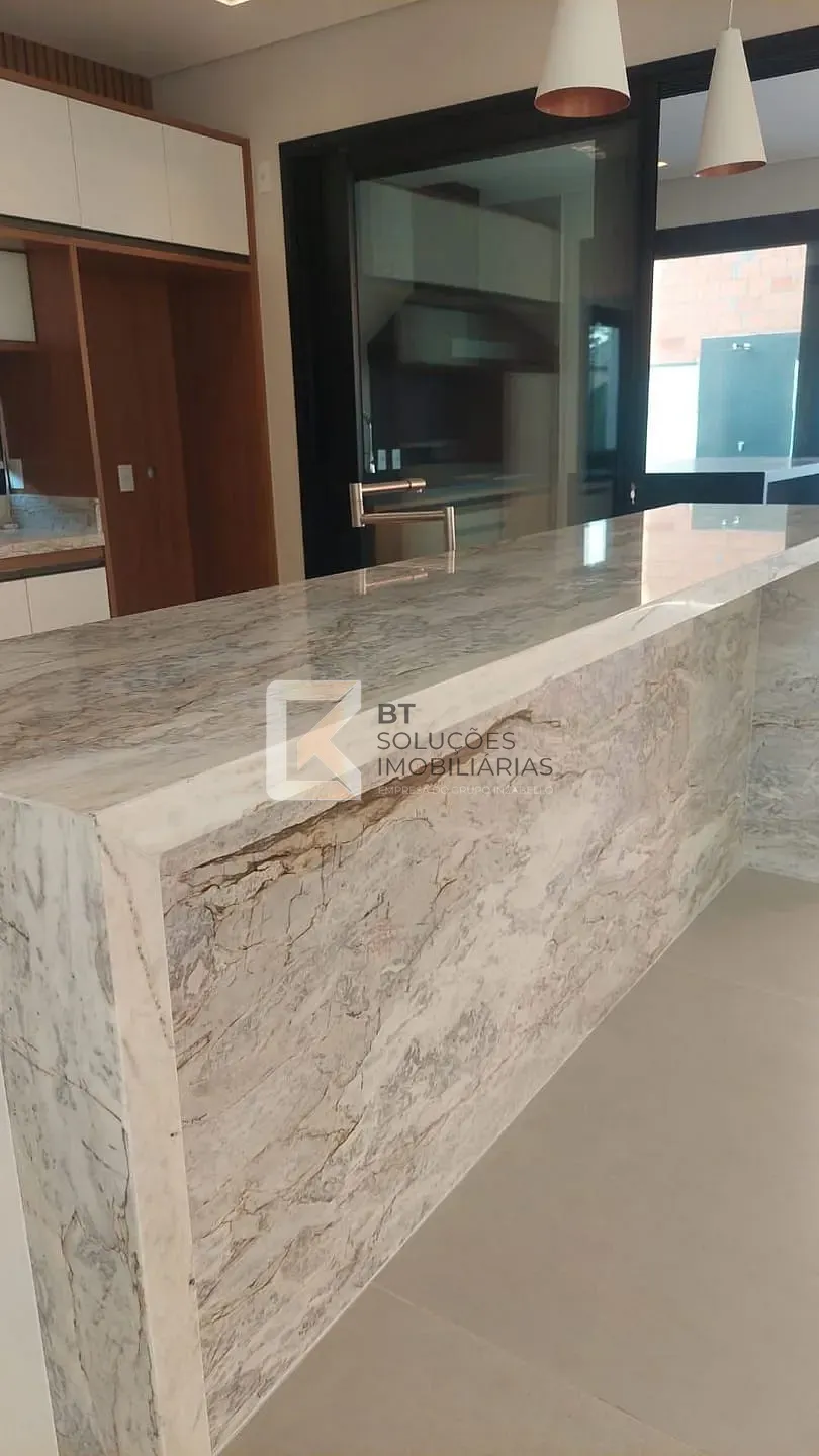 Sobrado, 4 quartos, 303 m² - Foto 5