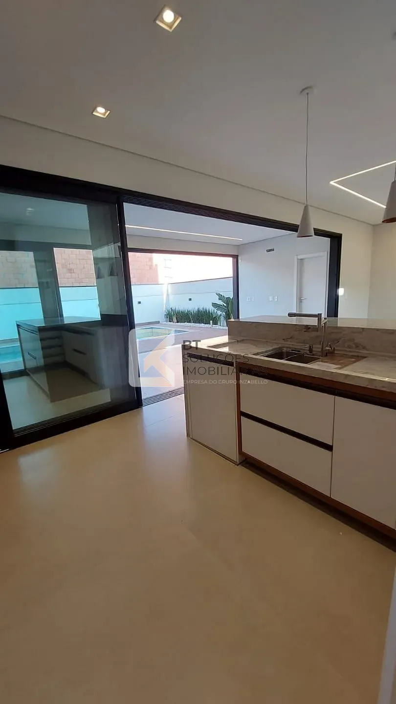 Sobrado, 4 quartos, 303 m² - Foto 9