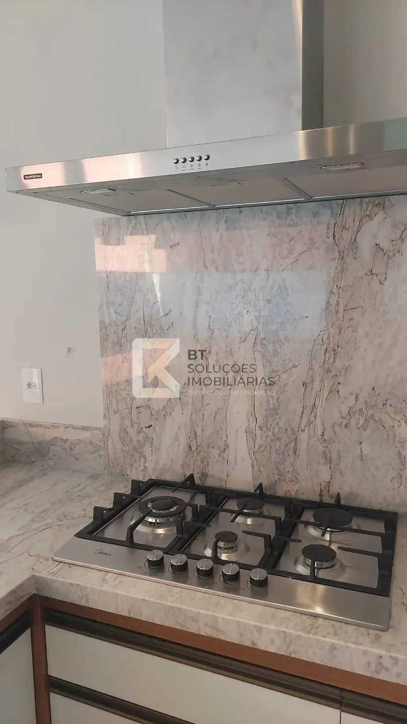 Sobrado, 4 quartos, 303 m² - Foto 12