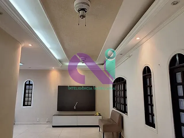 Sobrado com 250m² 3 quartos e 3 banheiros, à venda, no bairro Jardim das Flores em Osasco