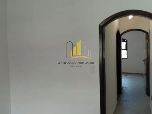 Sobrado com 330m² 4 quartos e 5 banheiros, à venda, no bairro Chácara Seis de Outubro em São Paulo