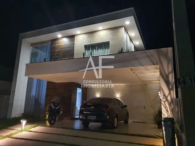 Sobrado com 315m² 4 quartos e 4 banheiros, à venda, no bairro Itapecerica em Taubaté