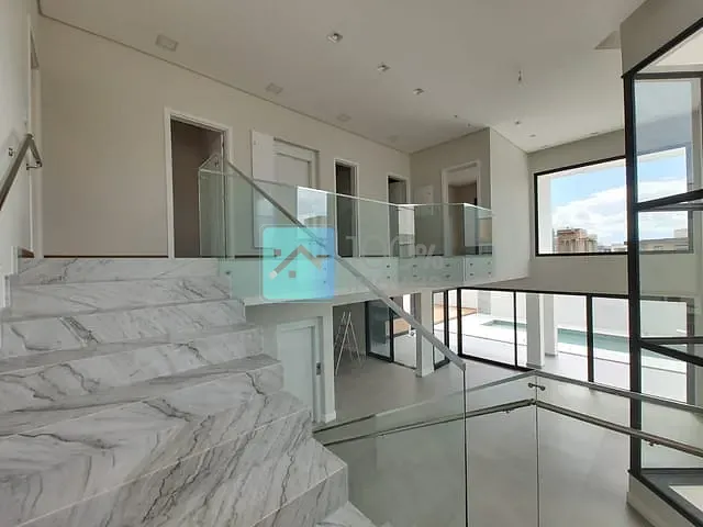 Sobrado com 450m² 4 quartos e 6 banheiros, à venda, no bairro Urbanova em São José dos Campos