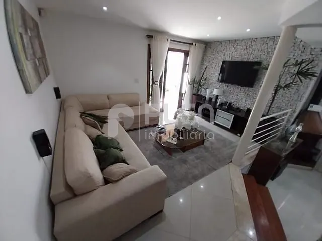 Sobrado 3 quartos e 5 banheiros, à venda, no bairro Horto Florestal em São Paulo